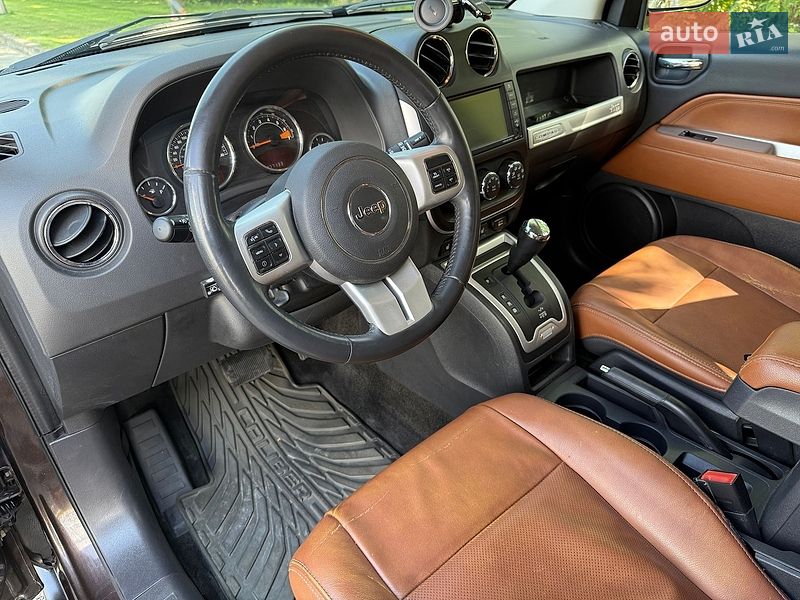 Внедорожник / Кроссовер Jeep Compass 2013 в Киеве
