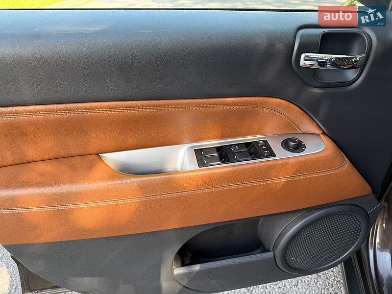 Внедорожник / Кроссовер Jeep Compass 2013 в Киеве