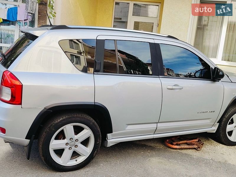 Позашляховик / Кросовер Jeep Compass 2011 в Одесі