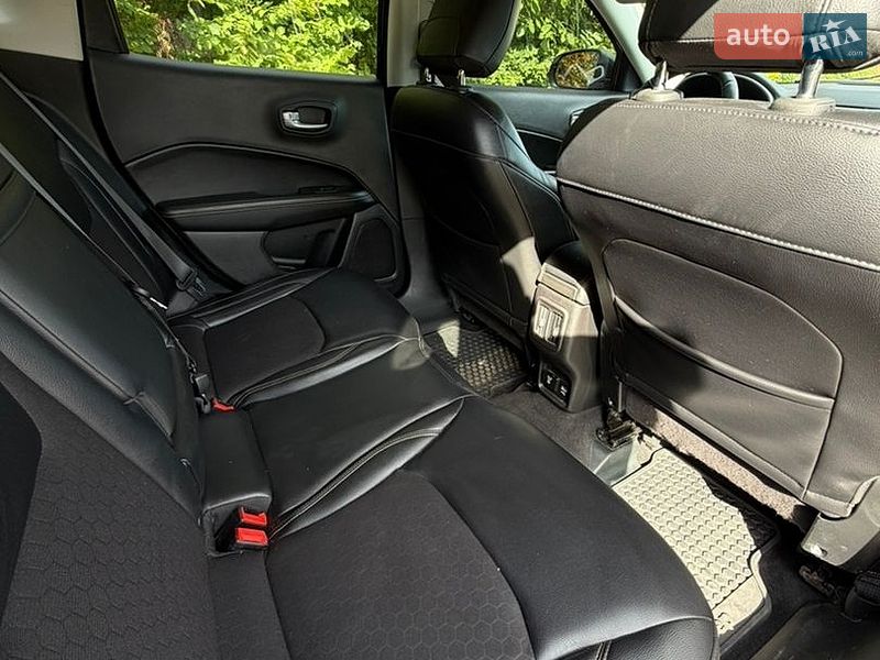 Позашляховик / Кросовер Jeep Compass 2017 в Лубнах фото 59 Позашляховик / Кросовер Jeep Compass 2017 в Лубнах