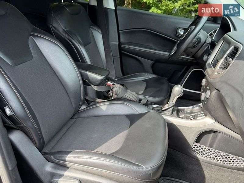Позашляховик / Кросовер Jeep Compass 2017 в Лубнах фото 62 Позашляховик / Кросовер Jeep Compass 2017 в Лубнах