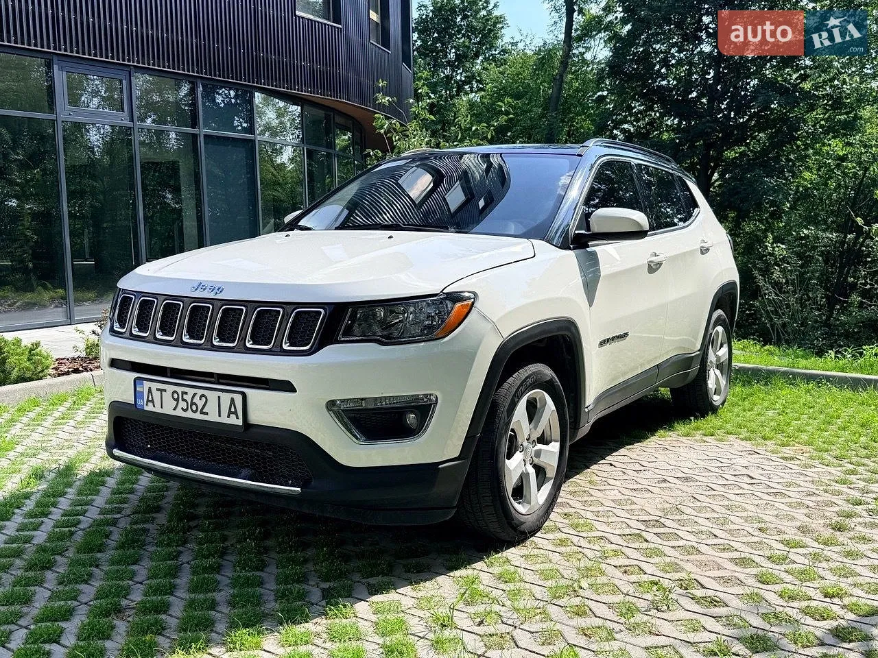 2019 Jeep Compass - мініатюра 2