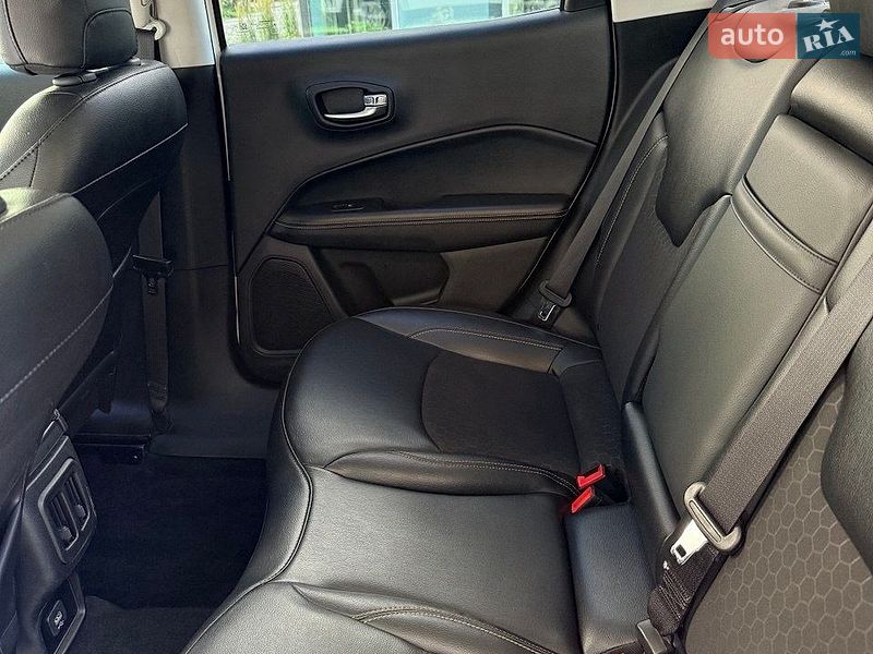 Внедорожник / Кроссовер Jeep Compass 2019 в Львове фото 11 Внедорожник / Кроссовер Jeep Compass 2019 в Львове