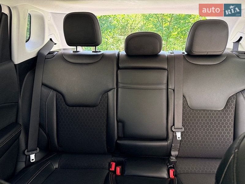 Внедорожник / Кроссовер Jeep Compass 2019 в Львове фото 13 Внедорожник / Кроссовер Jeep Compass 2019 в Львове
