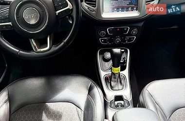 Внедорожник / Кроссовер Jeep Compass 2017 в Чернигове