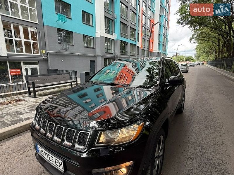 Внедорожник / Кроссовер Jeep Compass 2017 в Чернигове