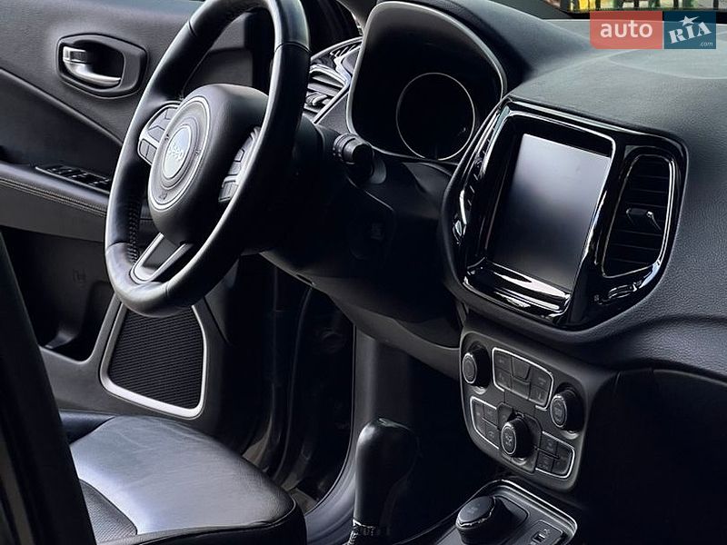 Позашляховик / Кросовер Jeep Compass 2017 в Тернополі