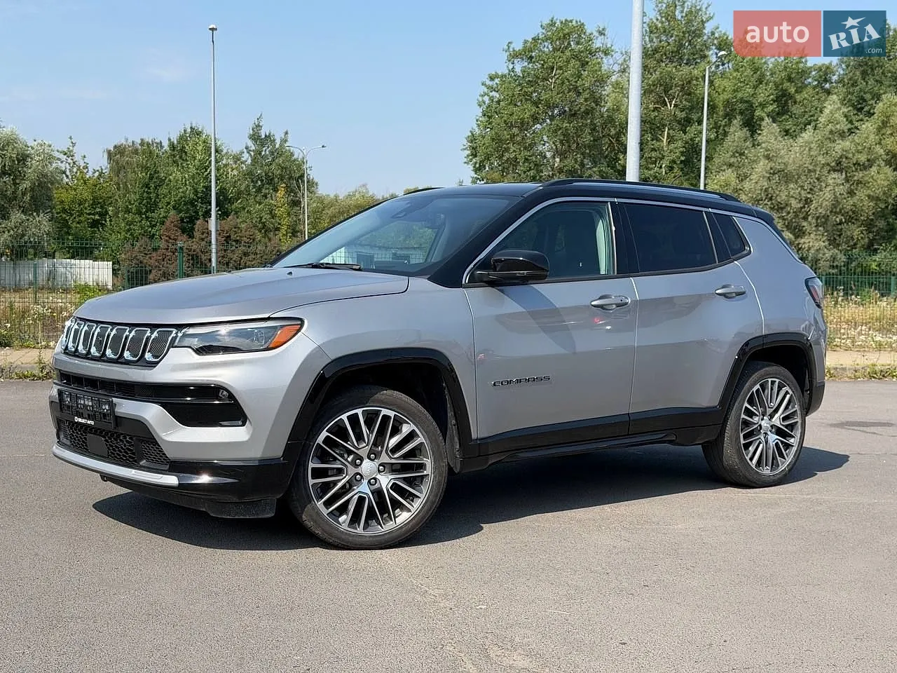 2022 Jeep Compass - фото 1