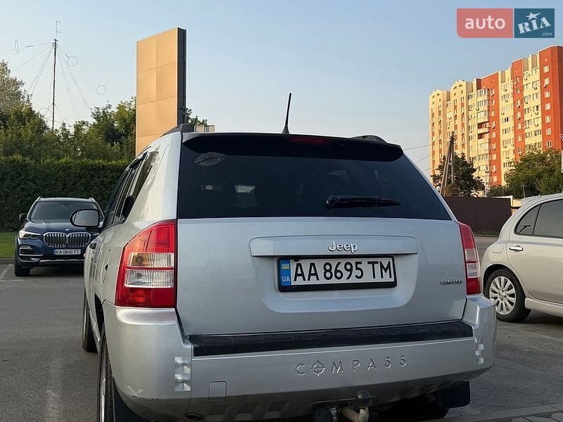 Позашляховик / Кросовер Jeep Compass 2008 в Києві