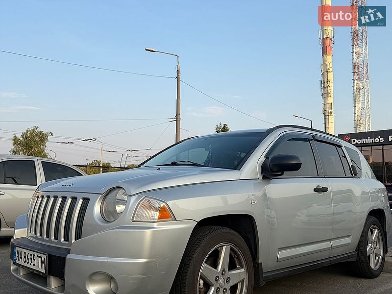 Позашляховик / Кросовер Jeep Compass 2008 в Києві