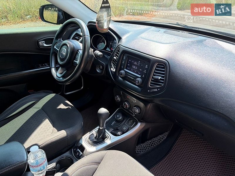 Внедорожник / Кроссовер Jeep Compass 2017 в Броварах
