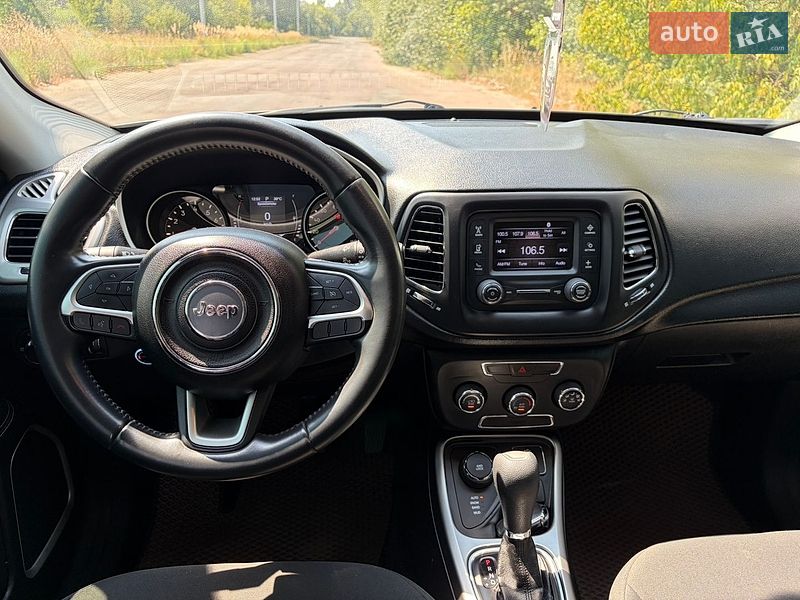 Внедорожник / Кроссовер Jeep Compass 2017 в Броварах