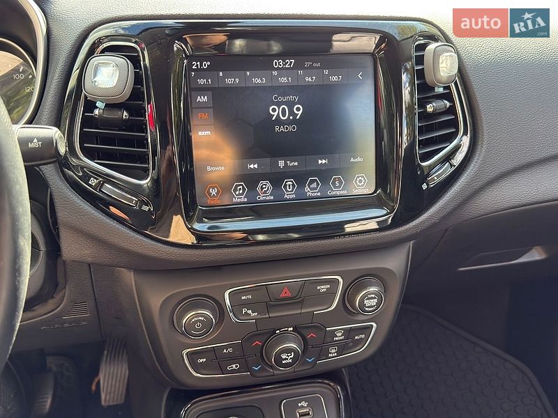 Внедорожник / Кроссовер Jeep Compass 2018 в Ровно