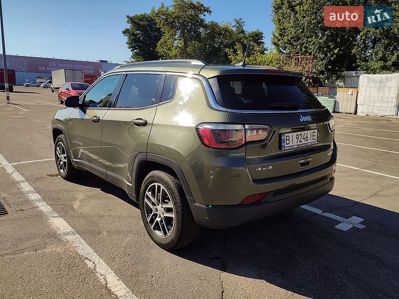 Внедорожник / Кроссовер Jeep Compass 2017 в Кременчуге