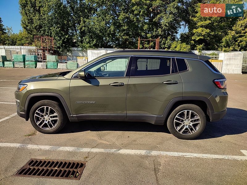 Внедорожник / Кроссовер Jeep Compass 2017 в Кременчуге