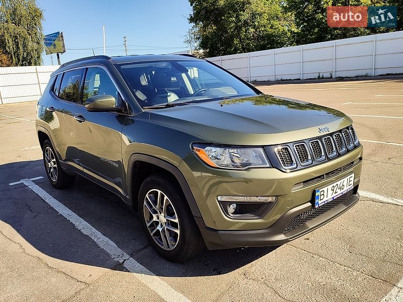Внедорожник / Кроссовер Jeep Compass 2017 в Кременчуге