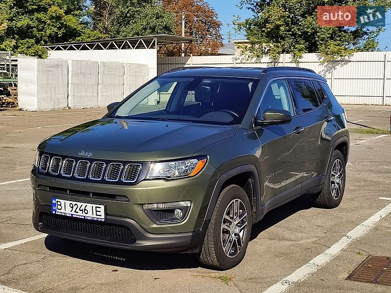 Внедорожник / Кроссовер Jeep Compass 2017 в Кременчуге