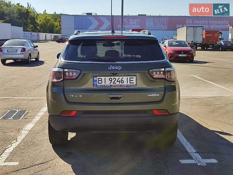 Внедорожник / Кроссовер Jeep Compass 2017 в Кременчуге