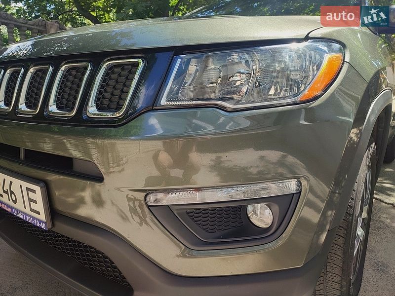Внедорожник / Кроссовер Jeep Compass 2017 в Кременчуге
