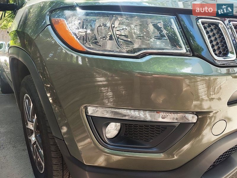 Внедорожник / Кроссовер Jeep Compass 2017 в Кременчуге