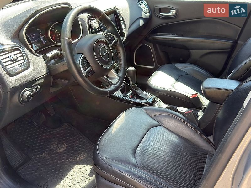 Внедорожник / Кроссовер Jeep Compass 2018 в Ровно
