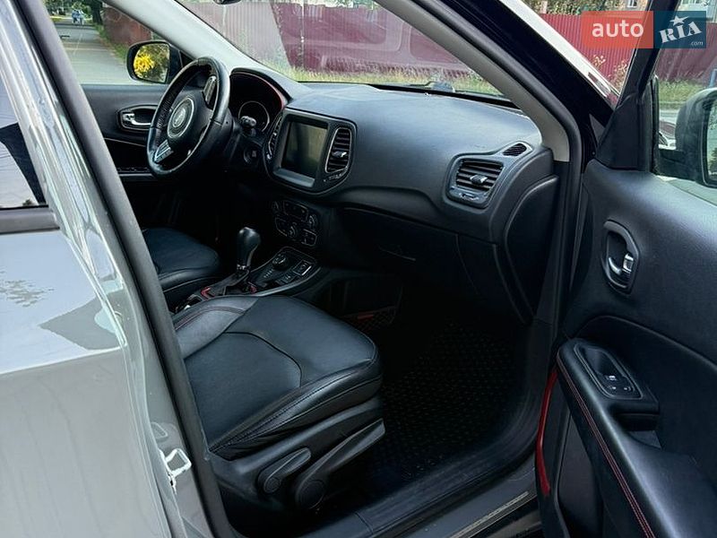 Внедорожник / Кроссовер Jeep Compass 2019 в Сумах