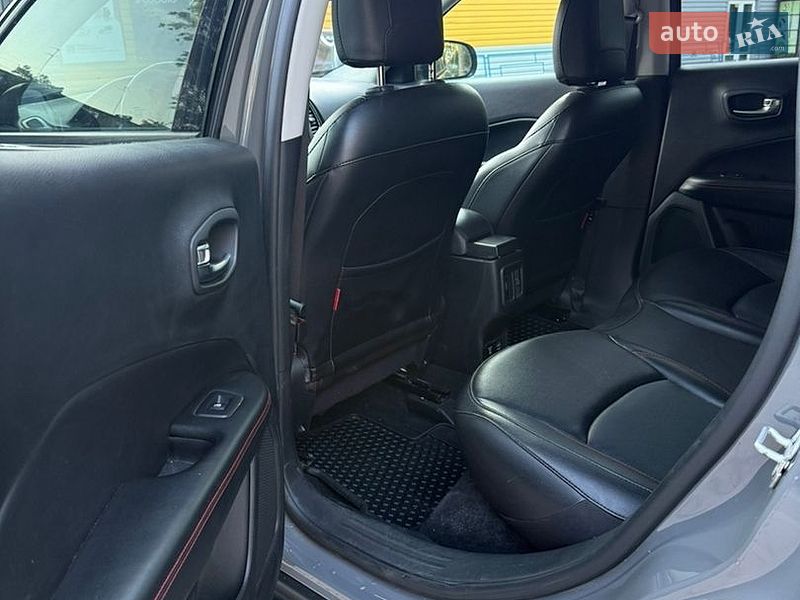 Внедорожник / Кроссовер Jeep Compass 2019 в Сумах