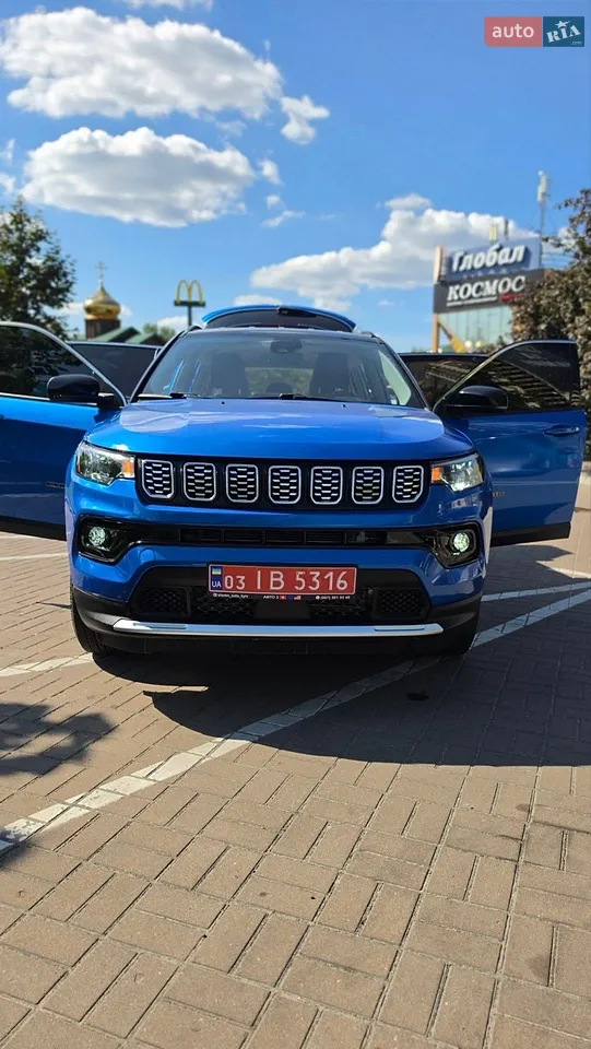 2022 Jeep Compass - фото 1