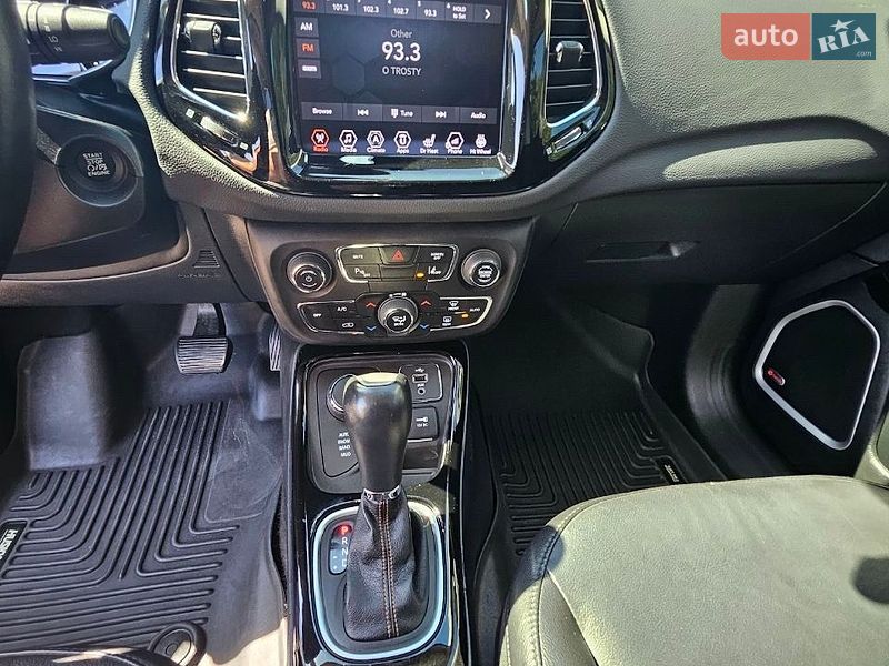 Внедорожник / Кроссовер Jeep Compass 2018 в Ахтырке