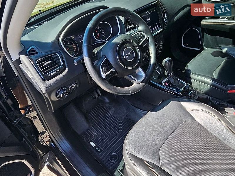 Внедорожник / Кроссовер Jeep Compass 2018 в Ахтырке