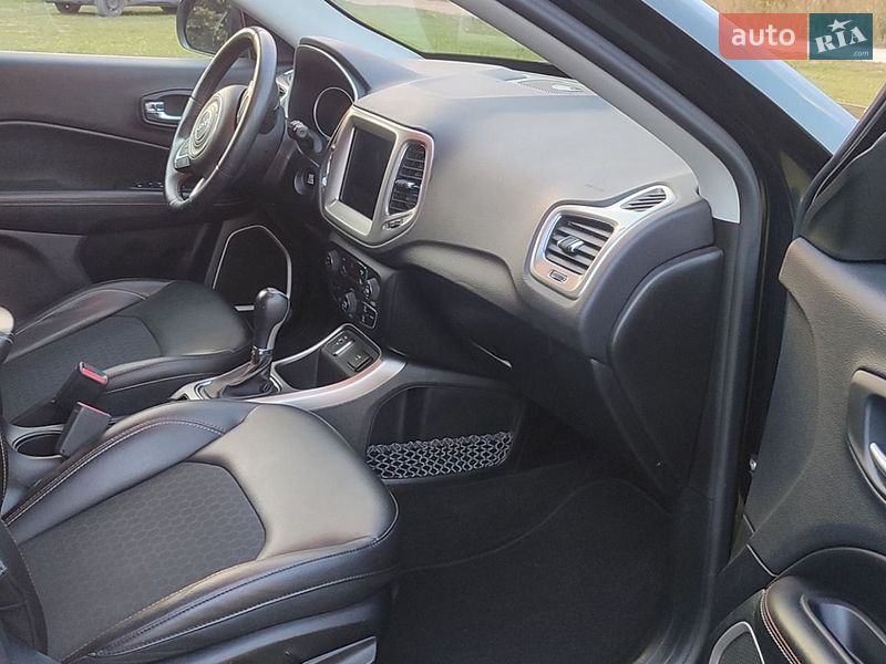 Позашляховик / Кросовер Jeep Compass 2018 в Полтаві