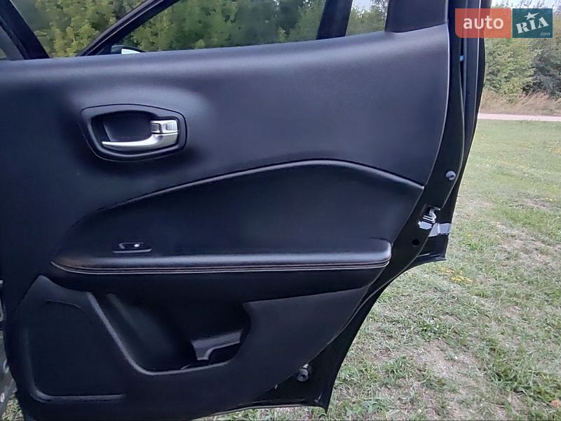 Позашляховик / Кросовер Jeep Compass 2018 в Полтаві