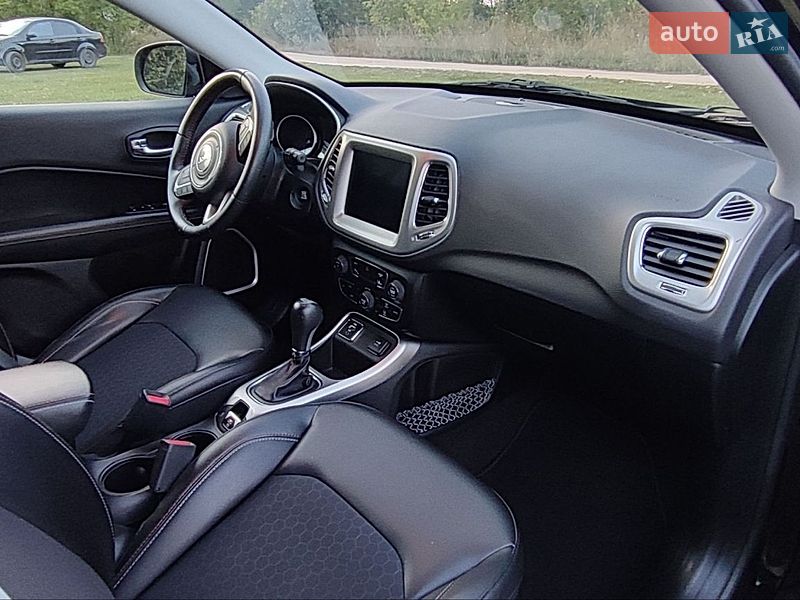 Позашляховик / Кросовер Jeep Compass 2018 в Полтаві