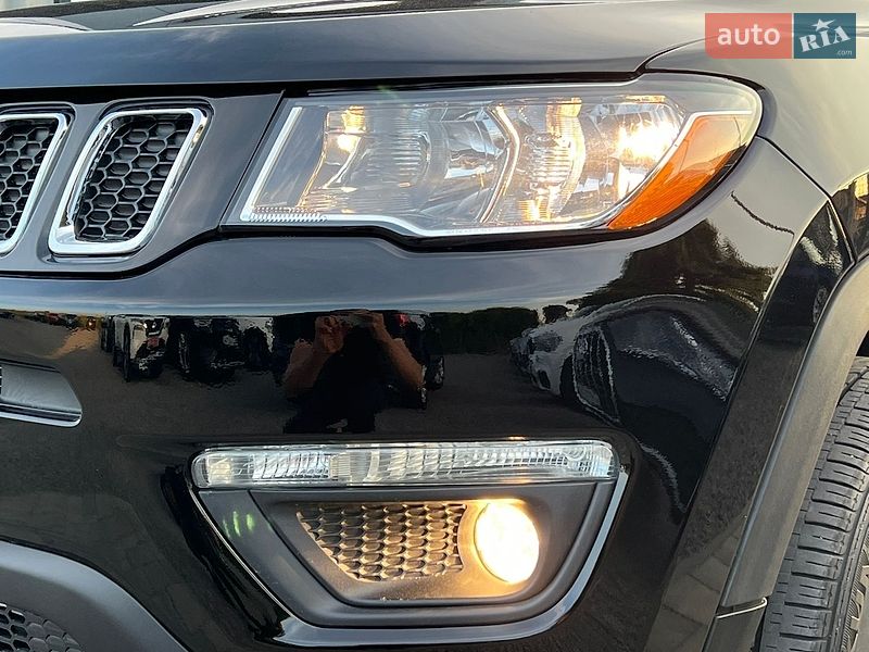 Внедорожник / Кроссовер Jeep Compass 2019 в Ровно