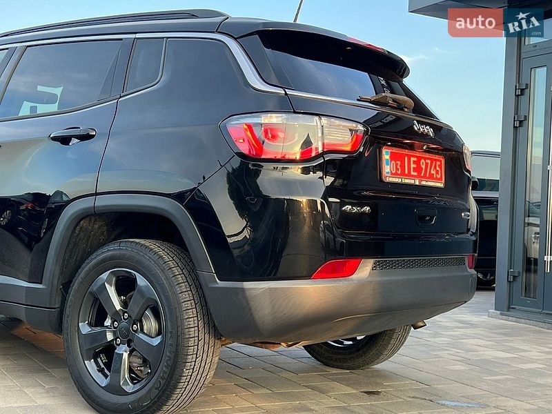 Внедорожник / Кроссовер Jeep Compass 2019 в Ровно