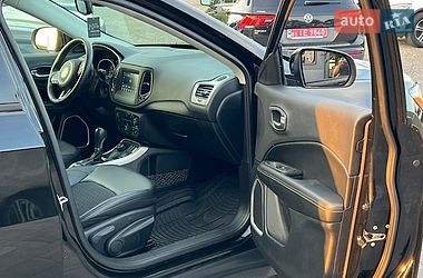 Внедорожник / Кроссовер Jeep Compass 2019 в Ровно