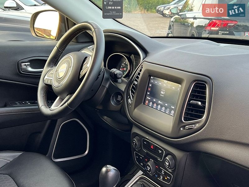 Внедорожник / Кроссовер Jeep Compass 2019 в Ровно