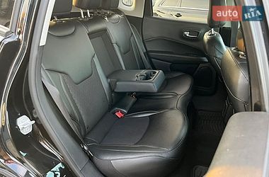 Внедорожник / Кроссовер Jeep Compass 2019 в Ровно