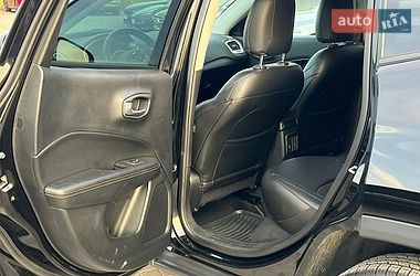 Внедорожник / Кроссовер Jeep Compass 2019 в Ровно