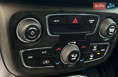 Внедорожник / Кроссовер Jeep Compass 2019 в Ровно