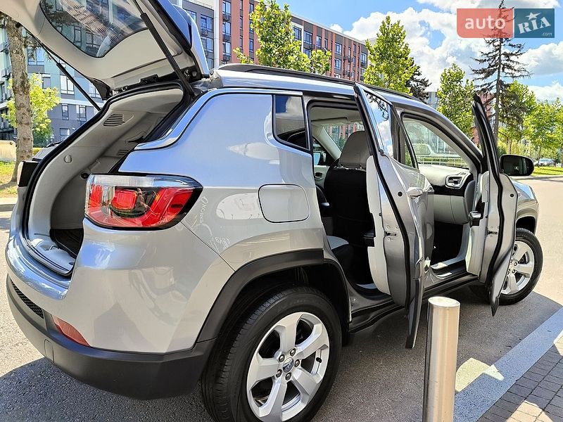 Внедорожник / Кроссовер Jeep Compass 2018 в Киеве