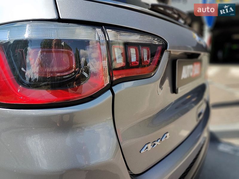 Внедорожник / Кроссовер Jeep Compass 2018 в Киеве