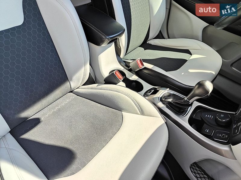 Внедорожник / Кроссовер Jeep Compass 2018 в Киеве