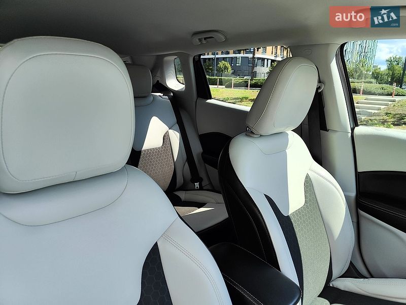 Внедорожник / Кроссовер Jeep Compass 2018 в Киеве