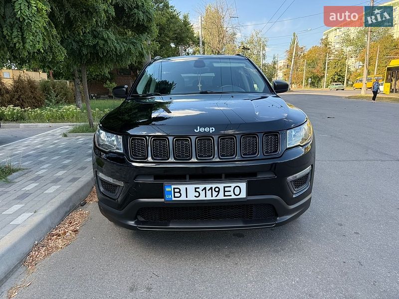 Позашляховик / Кросовер Jeep Compass 2017 в Полтаві