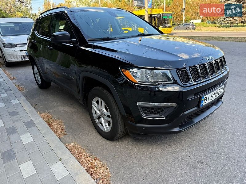 Позашляховик / Кросовер Jeep Compass 2017 в Полтаві