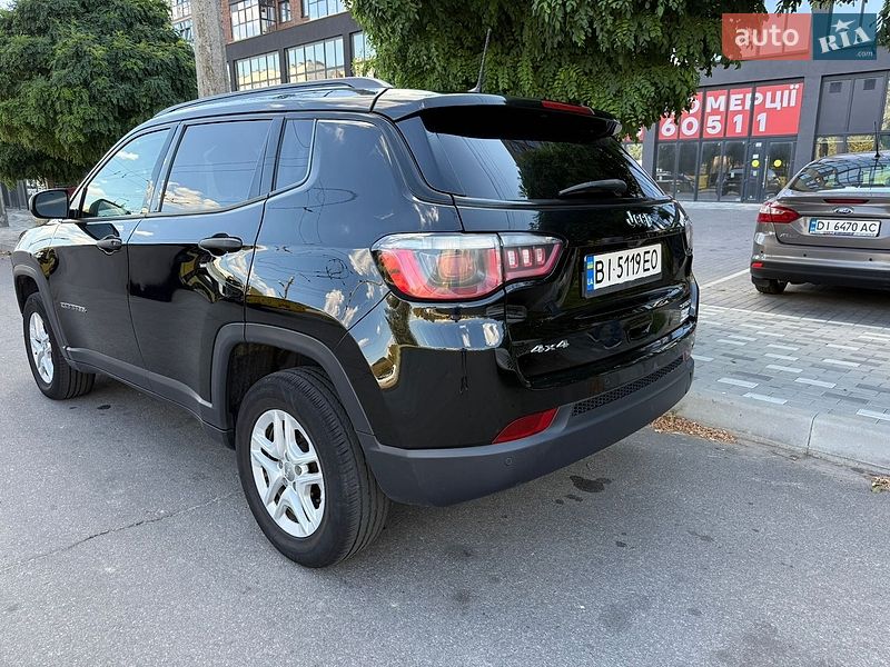Позашляховик / Кросовер Jeep Compass 2017 в Полтаві