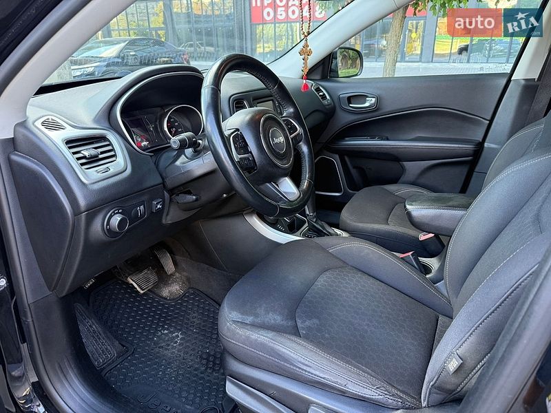 Позашляховик / Кросовер Jeep Compass 2017 в Полтаві