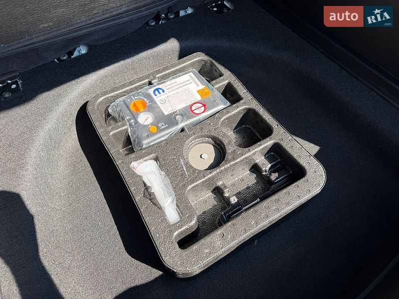 Позашляховик / Кросовер Jeep Compass 2019 в Києві