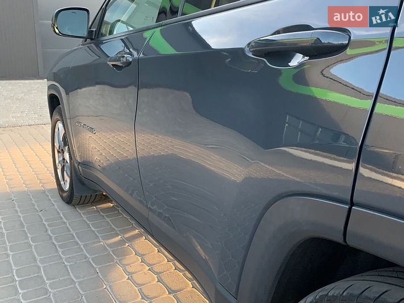 Внедорожник / Кроссовер Jeep Compass 2017 в Жовкве